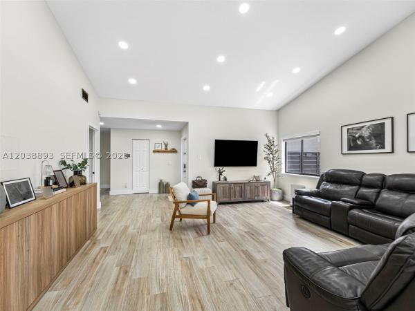 Woodbridge At Pembroke Lakes South, 11010 SW 13th St, Pembroke Pines, Florida 33025, image 2