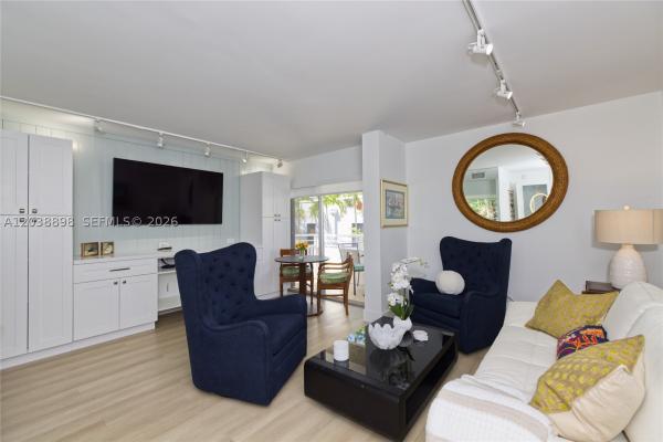 Alca, 5838 SW 74th Ter #317, South Miami, Florida 33143, image 1