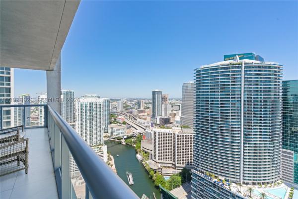 Icon Brickell Tower 1, 475 Brickell Ave #4315, Miami, Florida 33131, image 2
