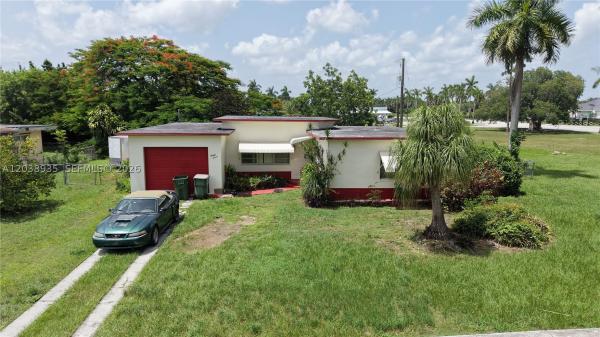 Downer Palms, 27 NW 18th St, Homestead, Florida 33030, image 1