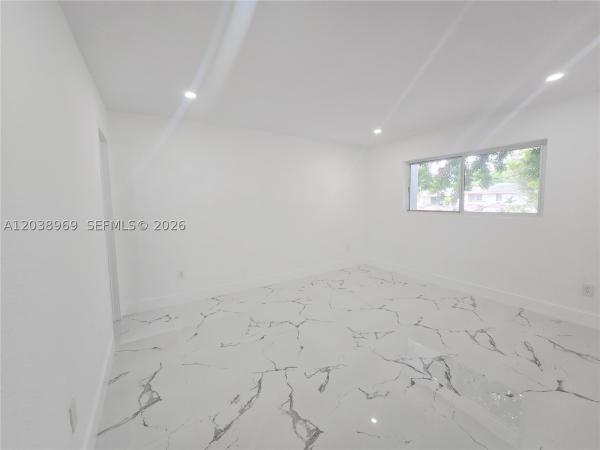 2530 NW 111th St, Unincorporated Dade County, Florida 33167, image 3