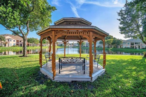 705 Belmont Ln, Tamarac, Florida 33068, image 2