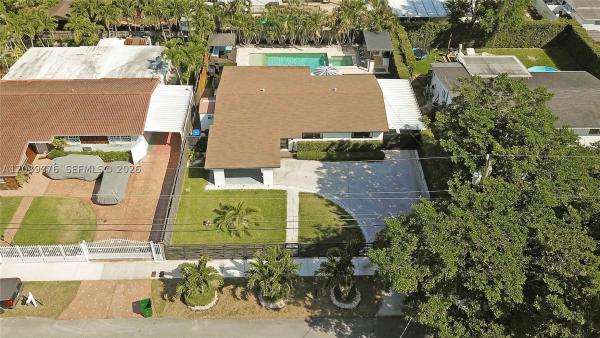 6751 SW 13th St, Unincorporated Dade County, Florida 33144, image 2