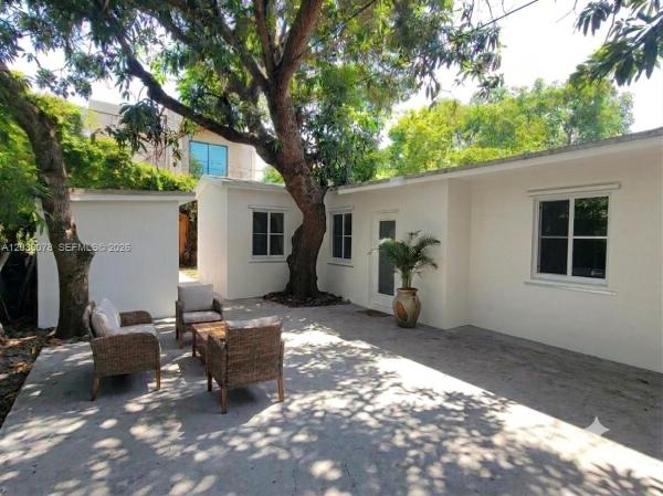 Bellaire, 75 NE 49th St, Miami, Florida 33137, image 1