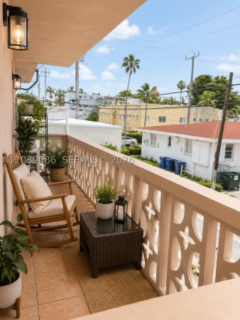 Nonnie Barb Ocean Beach, 549 Meridian Ave #12, Miami Beach, Florida 33139, image 3