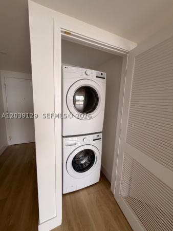 90 NE 32 #823, Miami, Florida 33137, image 1