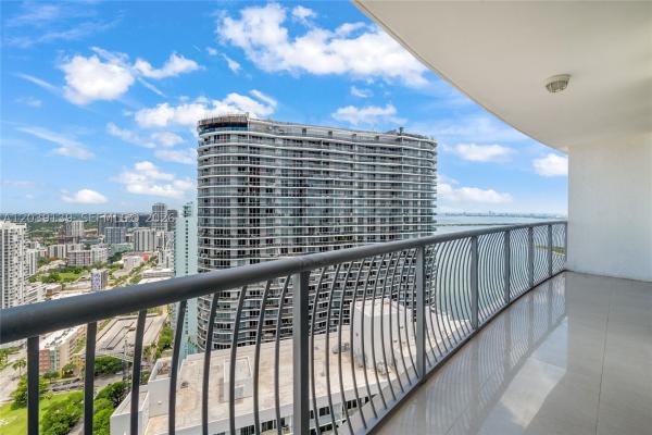Opera Tower, 1750 N Bayshore Dr #4811, Miami, Florida 33132, image 1