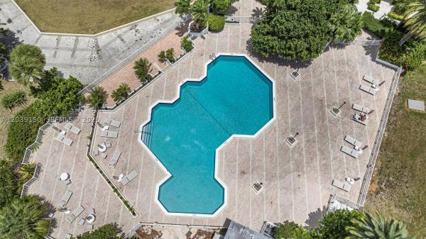 11111 Biscayne Blvd #8C, Unincorporated Dade County, Florida 33181, image 1