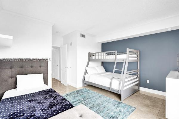 King David Of Sunny Isles, 17555 NW Atlantic Blvd #608, Sunny Isles Beach, Florida 33160, image 2