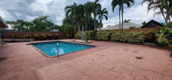 14817 SW 180th St, Unincorporated Dade County, Florida 33187, image 1