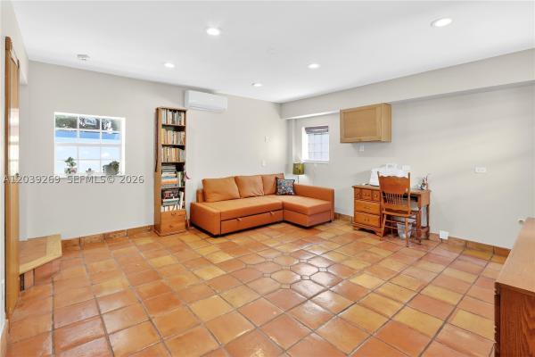 Shenandoah, 1642 SW 12th St, Miami, Florida 33135, image 2