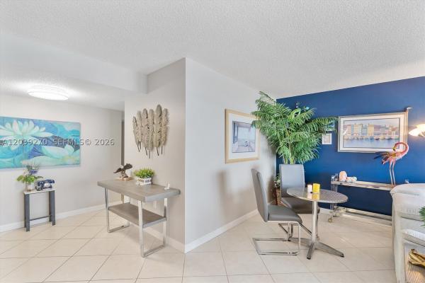 Del Prado, 18031 Biscayne Blvd #1401-3, Aventura, Florida 33160, image 1