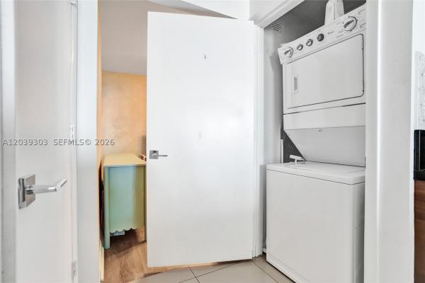 Vizcayne North, 244 Biscayne Blvd #3409, Miami, Florida 33132, image 3