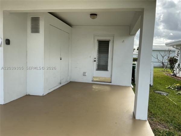 Sunset Isle 13, 8604 NW 59th Pl, Tamarac, Florida 33321, image 3