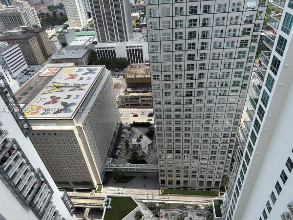 Met 1, 300 S Biscayne Blvd #T-3703, Miami, Florida 33131, image 1