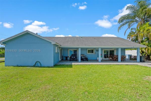 20950 SW 232nd St, Unincorporated Dade County, Florida 33170, image 1