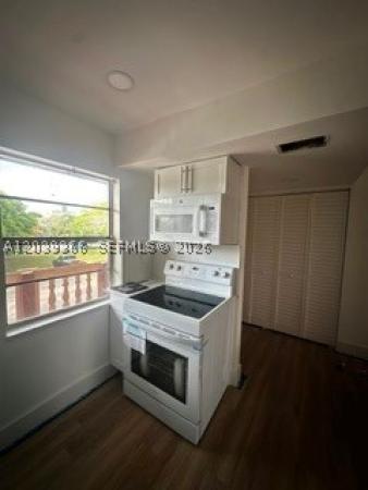 9272 SW 3rd St #413, Boca Raton, Florida 33428, image 2