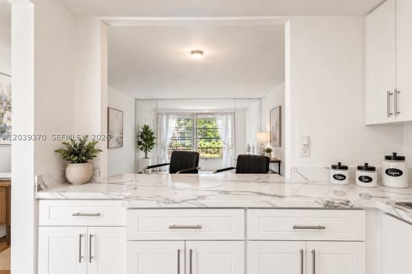 Oriole Gardens 1, 7605 NW 5th Pl #103, Margate, Florida 33063, image 2