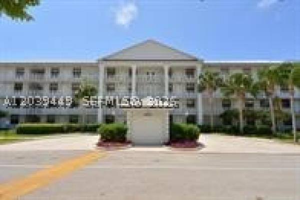 Whitehall, 3630 Whitehall Dr #104, West Palm Beach, Florida 33401, image 1