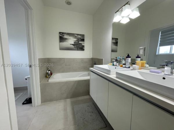 7243 NW 103rd Path, Doral, Florida 33178, image 1