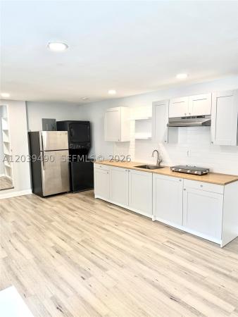 Brickell Hammock, 227 SW 26th Rd #REAR, Miami, Florida 33129, image 2