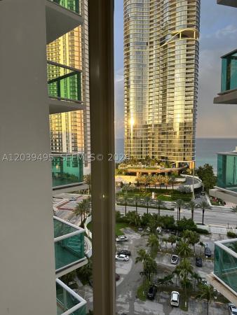 Arlen House East, 100 Bayview Dr #1521, Sunny Isles Beach, Florida 33160, image 2