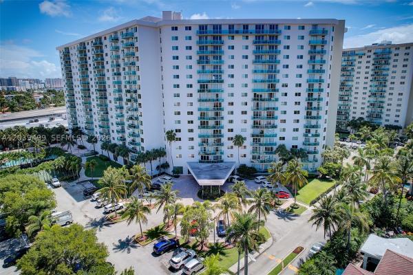 Oceanview B, 19380 Collins Ave #PH-6, Sunny Isles Beach, Florida 33160, image 2