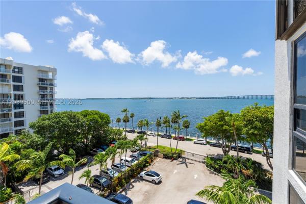 Costa Bella, 1450 Brickell Bay Dr #602, Miami, Florida 33131, image 3