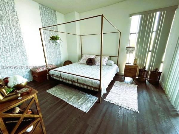 Waterview 2, 20515 E Country Club Dr #142, Aventura, Florida 33180, image 3