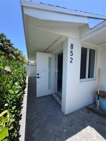 850 NW 109th St #852, Unincorporated Dade County, Florida 33168, image 2