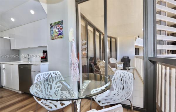 1000 Island Boulevard, 1000 W Island Blvd #2005, Aventura, Florida 33160, image 3
