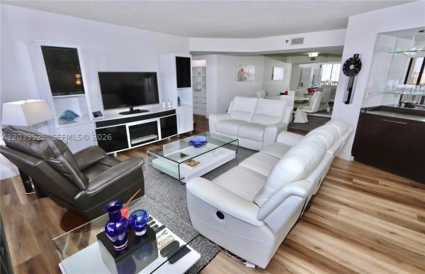 1000 Island Boulevard, 1000 W Island Blvd #2005, Aventura, Florida 33160, image 2