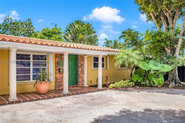 8701 SW 87th Ct, Unincorporated Dade County, Florida 33173, image 1