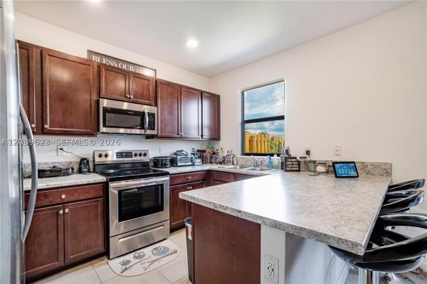 11387 SW 248th Ter, Homestead, Florida 33032, image 2