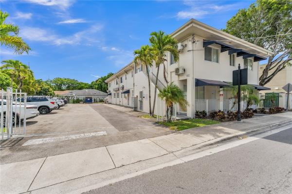 6647 SW 59th Pl #201, South Miami, Florida 33143, image 1