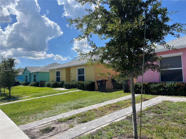 Palm Beach North, 535 Lilac Ct, West Palm Beach, Florida 33407, image 1