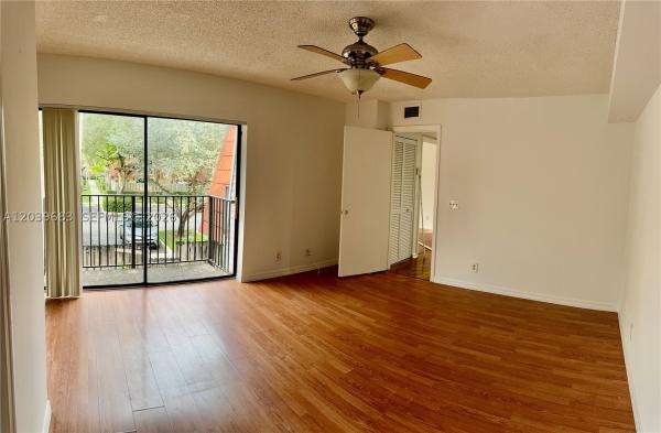 Waterford Courtyards At Jacaranda, 721 NW 99th Cir, Plantation, Florida 33324, image 3