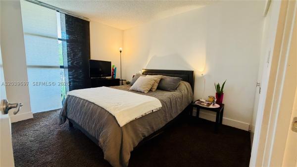 Flamenco, 3701 N Country Club Dr #304, Aventura, Florida 33180, image 2