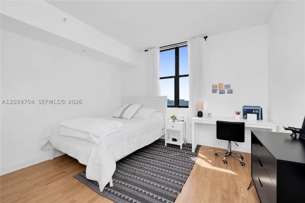 Puerta De Palmas, 888 S Douglas Rd #910, Coral Gables, Florida 33134, image 1