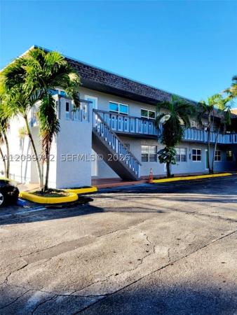 4717 SW 33rd Ave #102, Dania Beach, Florida 33312, image 3