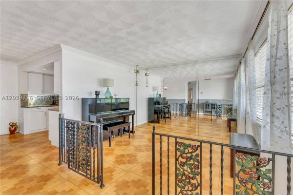 Westview, 551 NW 99th Way, Pembroke Pines, Florida 33024, image 1