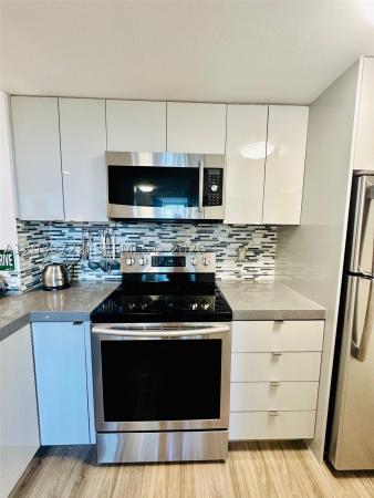 The Floridian, 650 West Ave #403, Miami Beach, Florida 33139, image 2