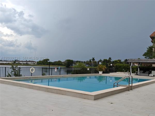 601 Ives Dairy Rd #101-8, Unincorporated Dade County, Florida 33179, image 3