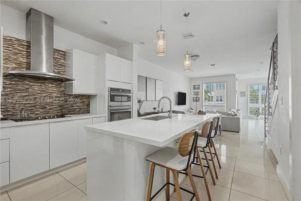 10260 NW 63rd Ter #203, Doral, Florida 33178, image 2