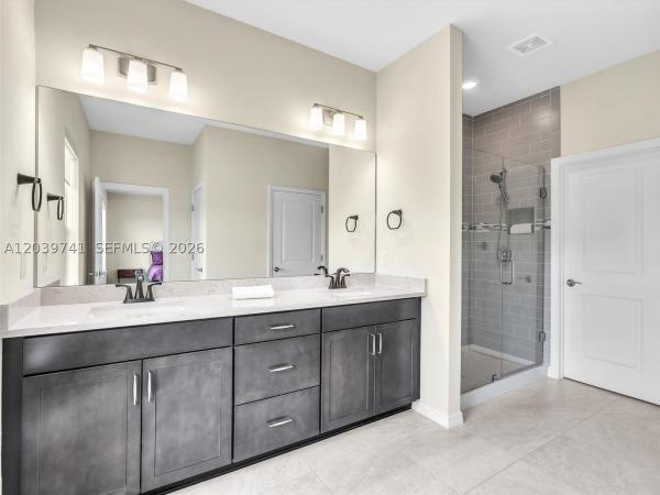 Parkview At Hillcrest, 1183 Eucalyptus Dr, Hollywood, Florida 33021, image 2
