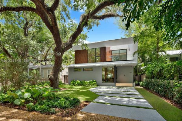 Coconut Grove Park, 3579 Avocado Ave, Miami, Florida 33133, image 2