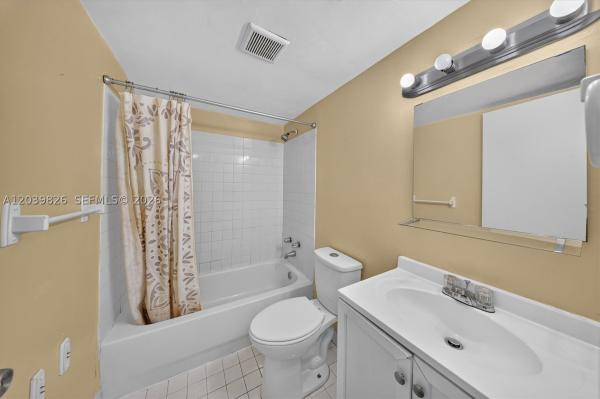 New World, 505 NW 177th St #103, Miami Gardens, Florida 33169, image 3