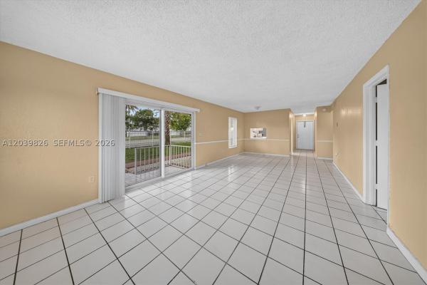 New World, 505 NW 177th St #103, Miami Gardens, Florida 33169, image 2