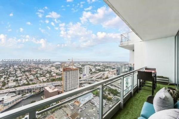 Mint At Riverfront, 92 SW 3rd St #5108, Miami, Florida 33130, image 1