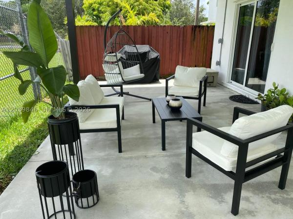8121 SW 136th Pl, Unincorporated Dade County, Florida 33183, image 3